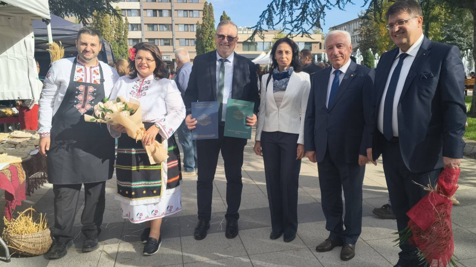  Ръководството на Областна администрация Видин участва във фестивала „Нишката на поколенията“ в гр. Монтана 